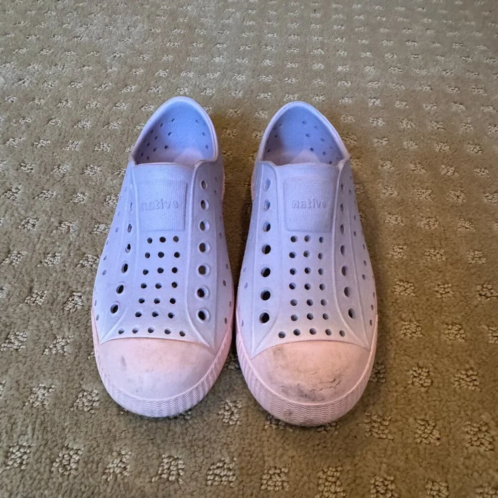 NATIVE Kids Slip Ons Size 12